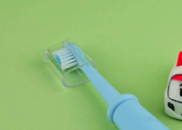 兒童電動牙刷選擇：兒童電動牙刷這樣選！不怕寶寶刷不好牙！