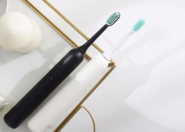 硅膠磁懸浮電動牙刷好用嗎？這款電動牙刷煥發你潔白笑容